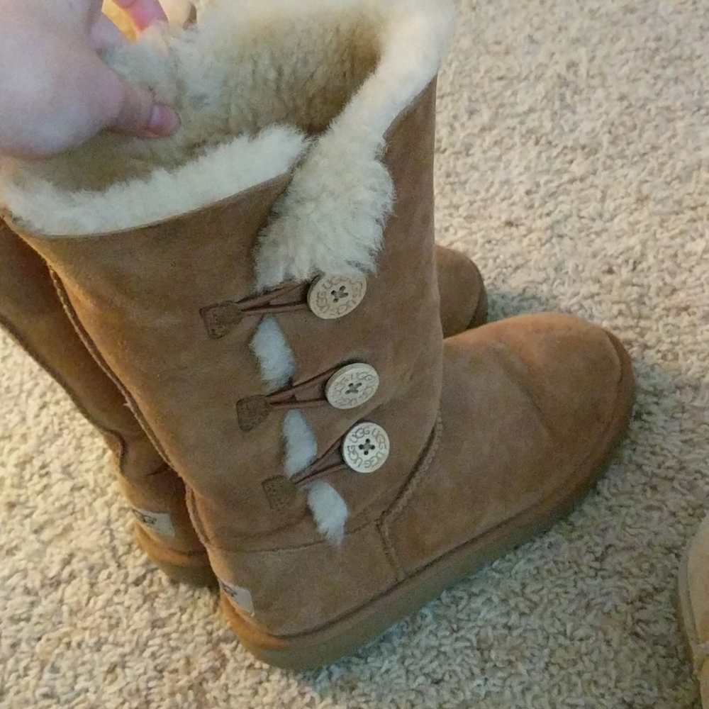 Ugg Bundle - image 3